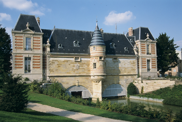 Château du Marché - ein Wahrzeichen von Châlons-en-Champagne.