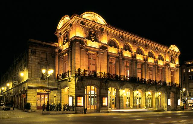 Das Opernhaus von Reims, das im Jahr 1873 eingeweiht wurde. Jedes Jahr finden viele Aufführungen statt.