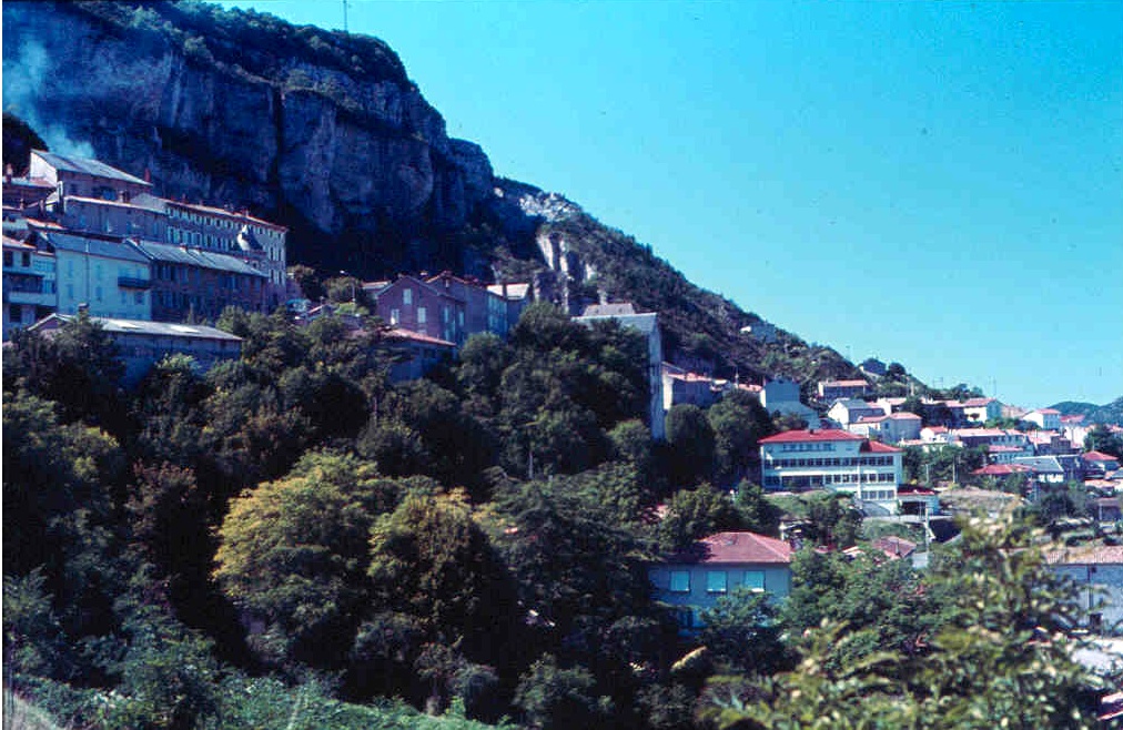 Der Causse du Larzac ist eine Kalk-Hochebene in Languedoc-Roussillon, Südfrankreich. Der  südlichste Causse des Zentralmassivs.