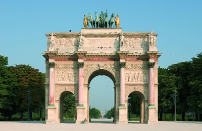 Der Schlosspark Jardin des Tuileries erstreckt sich vom Place de la Concorde bis zum Louvre.