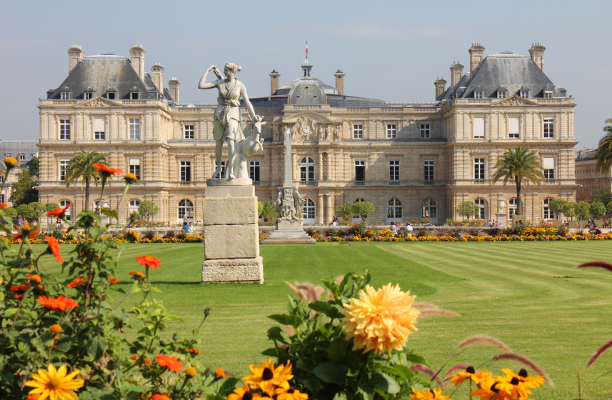 Der Jardin du Luxembourg ist eine bekannte Parkanlage in Paris. Die 26 Hektar große Anlage liegt im traditionellen Studentenviertel Quartier Latin