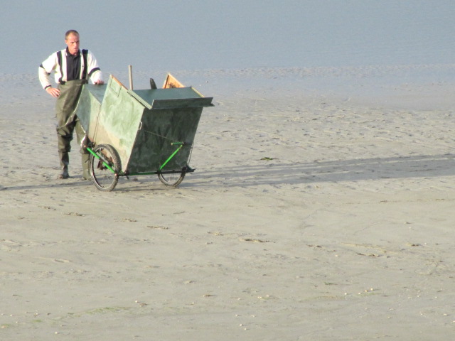 Flachwasser und Dünen in der Somme-Bucht. Die Somme Bucht erstreckt sich etwa auf zehn Kilometern Länge. 