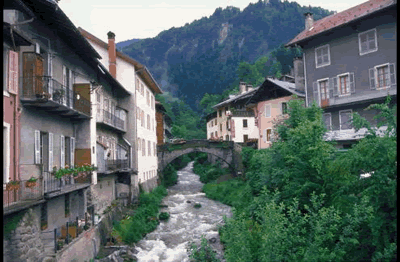 Beaufort ist eine beschauliche Gemeinde in der Savoie in der Region Rhône-Alpes in Frankreich.