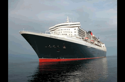 Das Flaggschiff der britischen Reederei Cunard Line ist die RMS Queen Mary 2, kurz QM2 genannt.