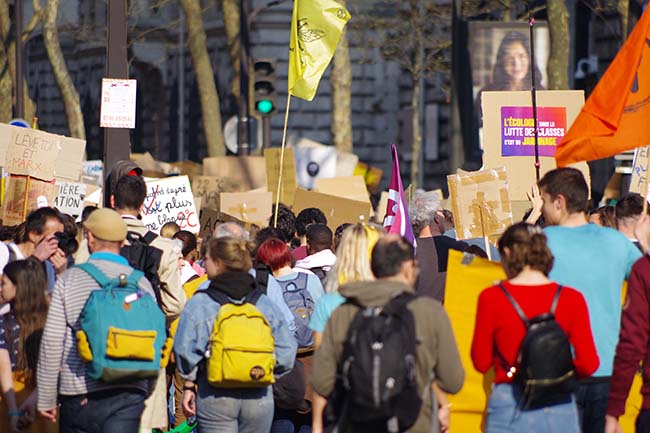 Beispielbild einer Gruppe von Demonstraten