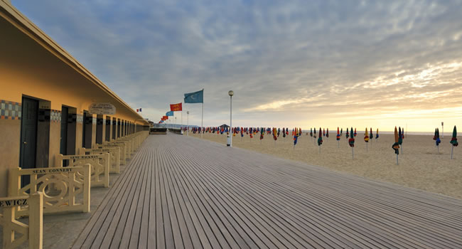 Normandie Urlaub am Strand von Deauville