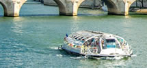 Bootsfahrt in Paris auf der Seine 